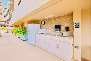 2140 Kuhio Ave, Honolulu, HI 96815 - Photo 13