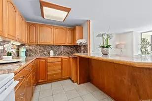 440 Lewers St, Honolulu, HI 96815 - Photo 13