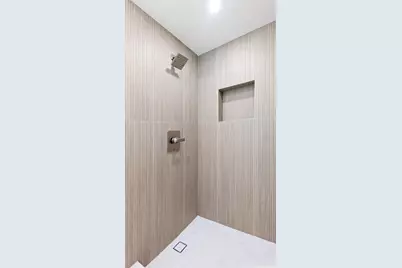 1716 Keeaumoku Street #304, Honolulu, HI 96822 - Photo 11