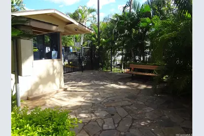 1060 Kamehameha Highway #405B, Pearl City, HI 96782 - Photo 9