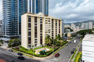 910 Ahana St, Honolulu, HI 96814 - Photo 1