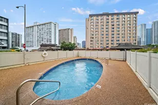 910 Ahana St, Honolulu, HI 96814 - Photo 15