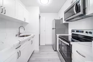 400 Hobron Ln, Honolulu, HI 96815 - Photo 3