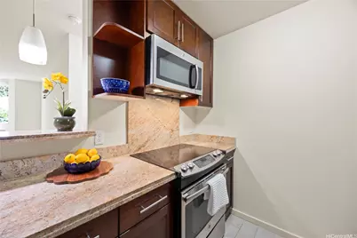1810 Kaioo Drive #B307, Honolulu, HI 96815 - Photo 3
