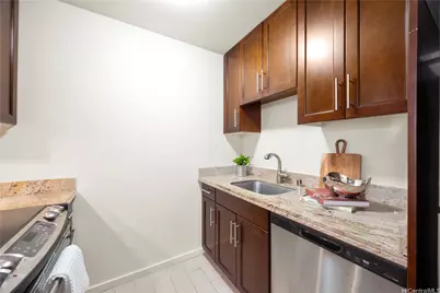 1810 Kaioo Drive #B307, Honolulu, HI 96815 - Photo 9