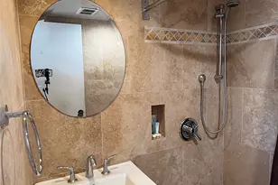 225 Queen St, Honolulu, HI 96813 - Photo 13