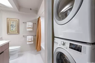 1015 Wilder Avenue #903, Honolulu, HI 96822 - Photo 15