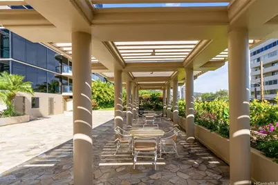 1015 Wilder Avenue #903, Honolulu, HI 96822 - Photo 23