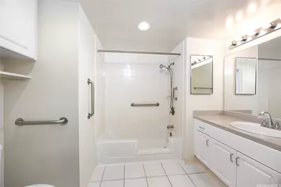 1314 Kalakaua Avenue #908, Honolulu, HI 96826 - Photo 1