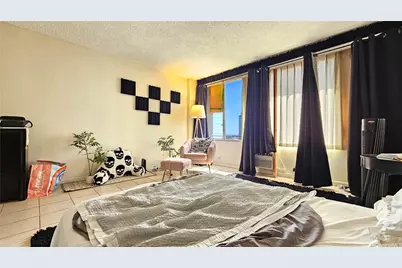 747 Amana Street #1617, Honolulu, HI 96814 - Photo 17