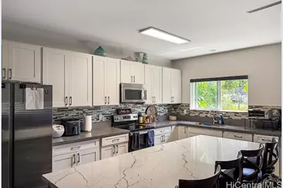 2001 California Avenue #A, Wahiawa, HI 96786 - Photo 3