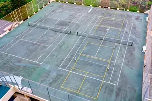 555 Hahaione St, Honolulu, HI 96825 - Photo 17