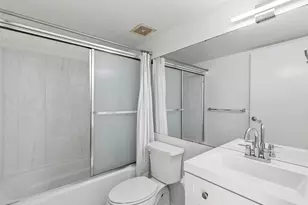 1750 Kalakaua Ave, Honolulu, HI 96826 - Photo 13