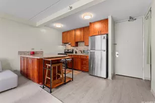 229 Paoakalani Ave, Honolulu, HI 96815 - Photo 3