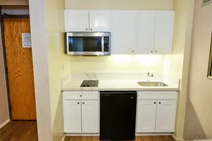 1088 Bishop St, Honolulu, HI 96813 - Photo 5