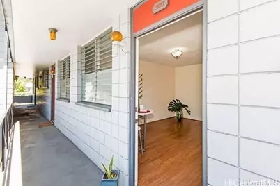 1210 Wilder Avenue #303, Honolulu, HI 96822 - Photo 11