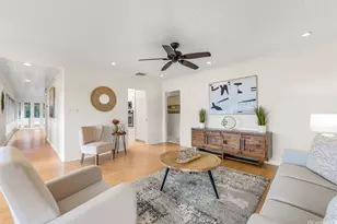 1350 Laukahi St, Honolulu, HI 96821 - Photo 7