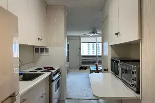 425 Ena Rd, Honolulu, HI 96815 - Photo 9