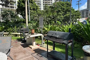 425 Ena Rd, Honolulu, HI 96815 - Photo 13