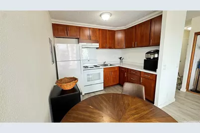 2754 Kuilei Street #2101, Honolulu, HI 96826 - Photo 3
