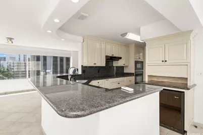 2547 Ala Wai Boulevard #1001, Honolulu, HI 96815 - Photo 7