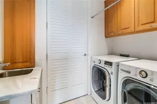 1740 S Beretania St., Honolulu, HI 96826 - Photo 15