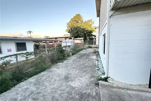3228 Monsarrat Ave, Honolulu, HI 96815 - Photo 19