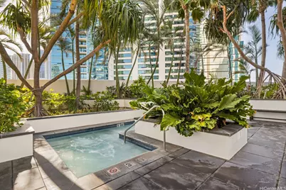 1189 Waimanu Street #4204, Honolulu, HI 96814 - Photo 17