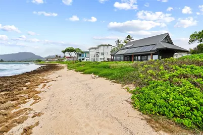 592 Kaimalino Street, Kailua, HI 96734 - Photo 5