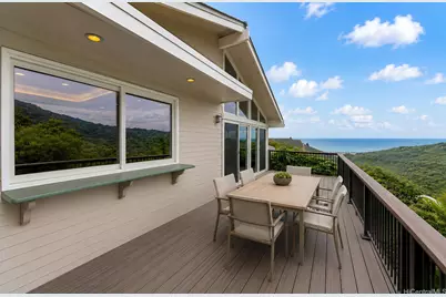 1112 Kaumoku Street, Honolulu, HI 96825 - Photo 1