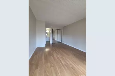 1687 Pensacola Street #601, Honolulu, HI 96822 - Photo 7