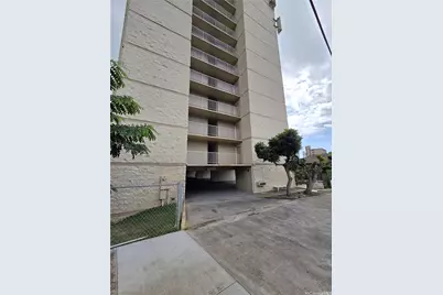 1687 Pensacola Street #601, Honolulu, HI 96822 - Photo 1