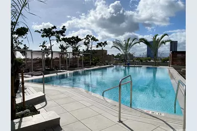 987 Queen Street #1717, Honolulu, HI 96814 - Photo 1