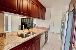 1750 Kalakaua Ave, Honolulu, HI 96826 - Photo 13