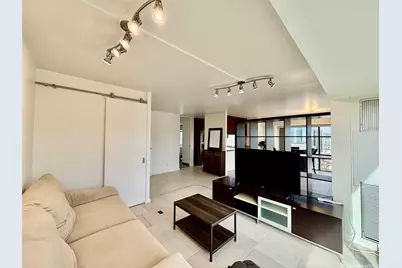 1750 Kalakaua Avenue #2704, Honolulu, HI 96826 - Photo 5