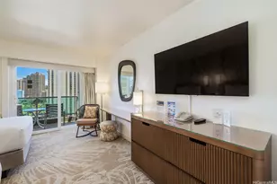 410 Atkinson Dr, Honolulu, HI 96814 - Photo 15