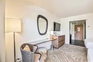 410 Atkinson Dr, Honolulu, HI 96814 - Photo 11