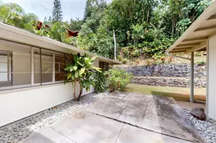 3271 Paty Dr, Honolulu, HI 96822 - Photo 13