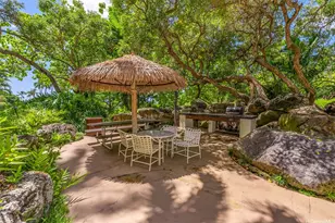 511 Hahaione St, Honolulu, HI 96825 - Photo 17