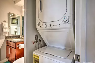 1778 Ala Moana Boulevard #1214, Honolulu, HI 96815 - Photo 3