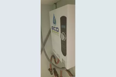 1402 Piikoi Street #502, Honolulu, HI 96822 - Photo 9