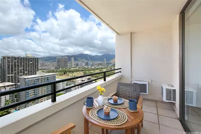 2410 Cleghorn Street #2604, Honolulu, HI 96815 - Photo 9