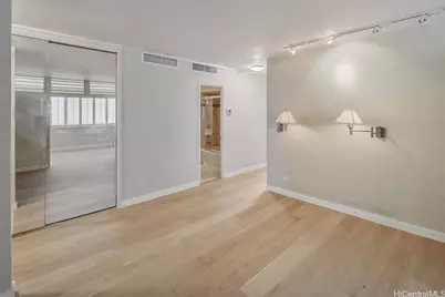 3003 Kalakaua Avenue #7B, Honolulu, HI 96815 - Photo 15