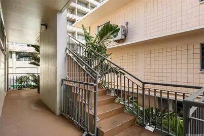 254 Kaiulani Avenue, Honolulu, HI 96815 - Photo 17