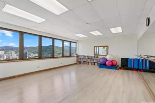 400 Hobron Ln, Honolulu, HI 96815 - Photo 17