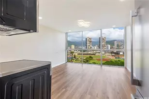 2211 Ala Wai Blvd, Honolulu, HI 96815 - Photo 1