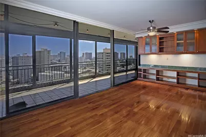 1010 Wilder Avenue #803, Honolulu, HI 96822 - Photo 7