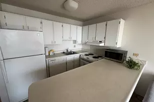 411 Hobron Ln, Honolulu, HI 96815 - Photo 5