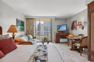 2045 Kalakaua Ave, Honolulu, HI 96815 - Photo 1