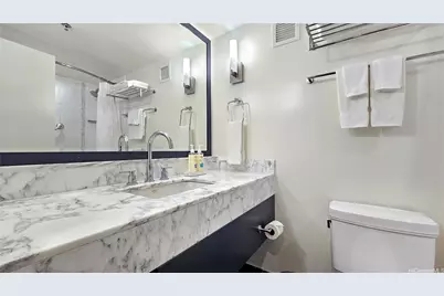 410 Atkinson Drive #657, Honolulu, HI 96814 - Photo 7